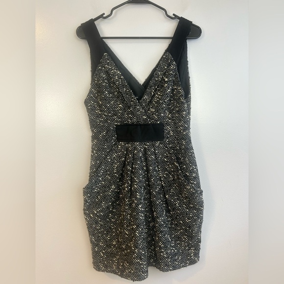 Nanette Lepore Tweed Sleeveless Wool Blend V-neck Mini Dress w/ Pockets Size 6 - Picture 1 of 9